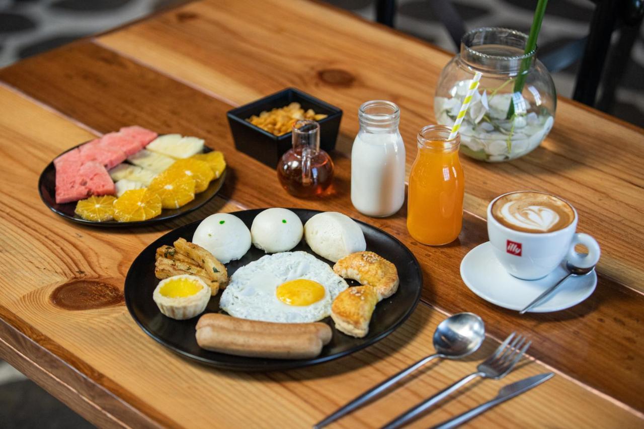 Gaas Baasco Hotel Kathmandu Ngoại thất bức ảnh